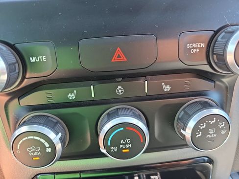 Used 2023 RAM 1500 Big Horn AWD/4WD image 28
