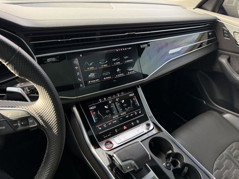 Used 2022 Audi RS Q8 image 15