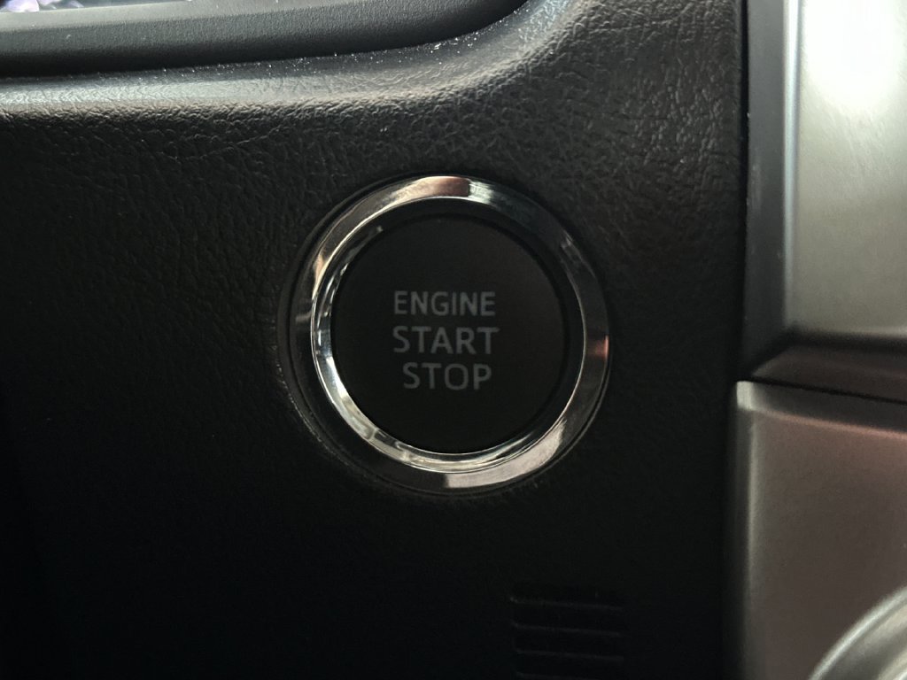 Used 2024 Toyota 4Runner Limited AWD/4WD image 22