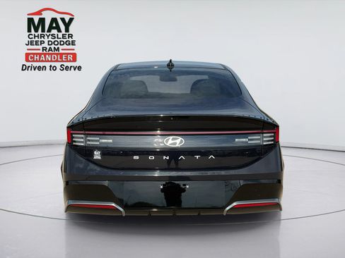 Used 2025 Hyundai Sonata SEL FWD image 6