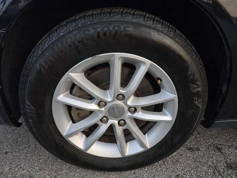 Used 2016 Dodge Grand Caravan SXT w/ Rear Park Assist Package image 31