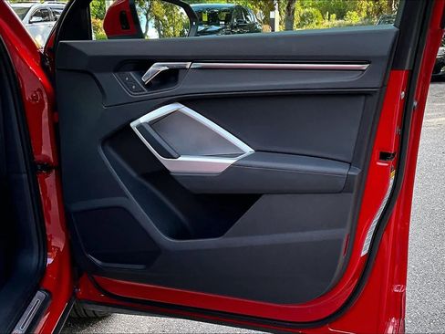 Used 2022 Audi Q3 2.0T Premium w/ Convenience Package image 54