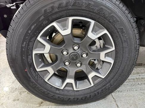 New 2026 Jeep Gladiator Sahara image 10