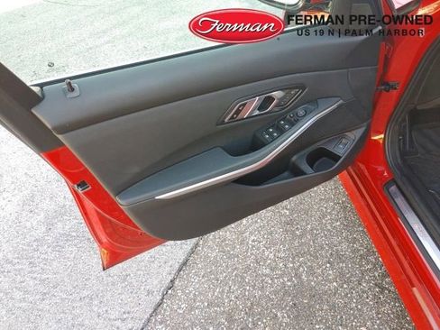 Used 2021 BMW 330i Sedan w/ Premium Package image 5