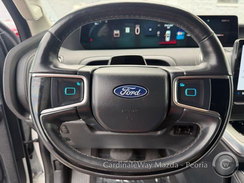 Used 2025 Ford Expedition Platinum AWD/4WD image 21