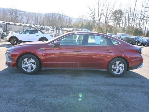 Certified 2025 Hyundai Sonata SE image 4