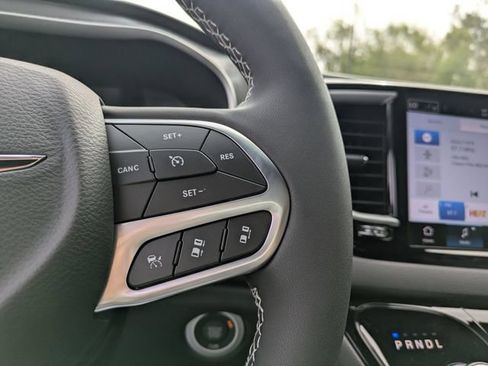 New 2026 Chrysler Voyager LX FWD image 29
