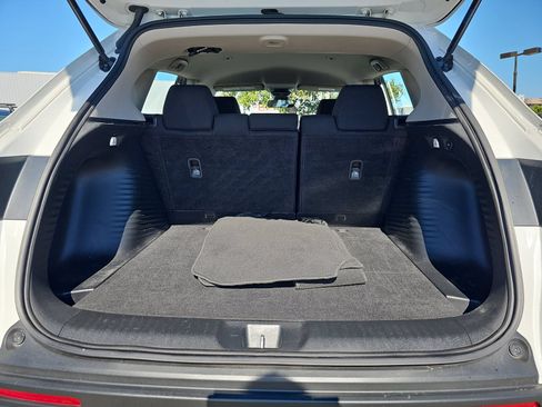Used 2025 Honda HR-V LX image 12