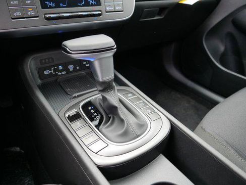 New 2026 Hyundai Kona SEL Sport AWD/4WD image 9