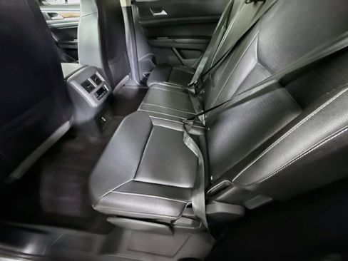Used 2021 Volkswagen Atlas SE AWD/4WD image 26
