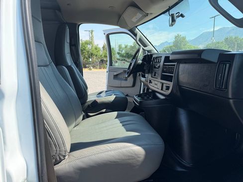 Used 2025 Chevrolet Express 2500 Extended w/ Driver Convenience Package RWD image 16