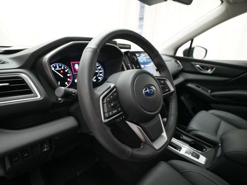 Used 2025 Subaru Ascent Limited w/ Popular Package #2 AWD/4WD image 8
