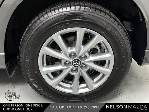 Used 2025 MAZDA CX-5 AWD 2.5 S w/ Preferred Package image 12