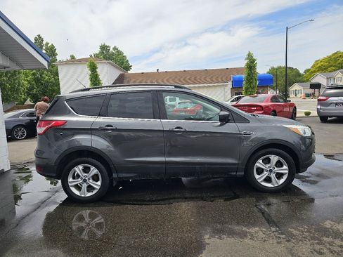 Used 2016 Ford Escape SE w/ Cargo Utility Package FWD image 13