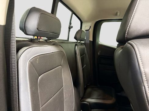 Used 2018 Chevrolet Colorado Z71 AWD/4WD image 28