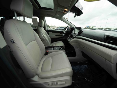 Used 2025 Honda Odyssey EX-L image 27