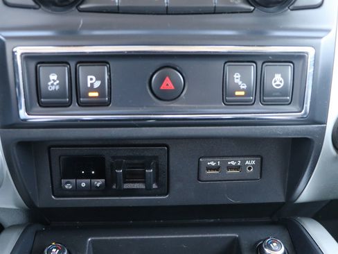 Used 2019 Nissan Titan PRO-4X w/ Pro-4x Convenience Package image 22