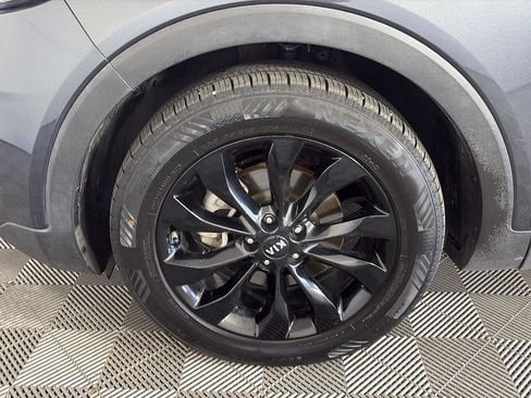 Used 2020 Kia Sorento EX AWD/4WD image 14