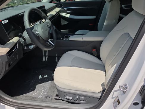 New 2026 Hyundai Sonata SEL FWD image 16