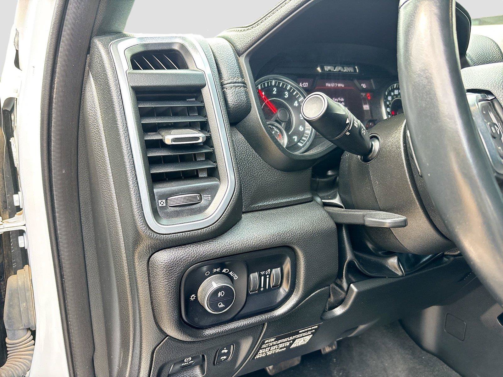 Used 2023 RAM 1500 Laramie AWD/4WD image 34