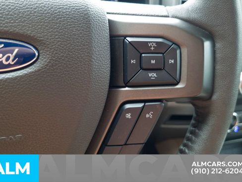 Used 2019 Ford Expedition XLT w/ Equipment Group 202A RWD image 12