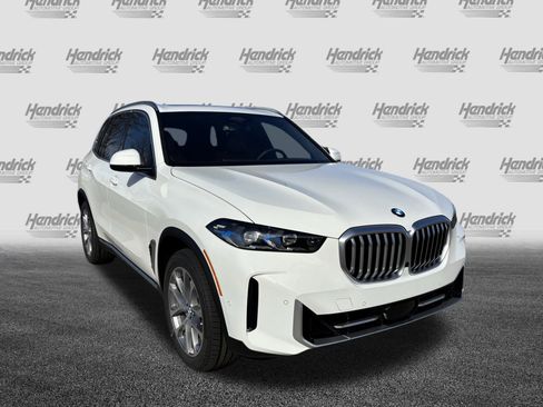 New 2026 BMW X5 sDrive40i image 2