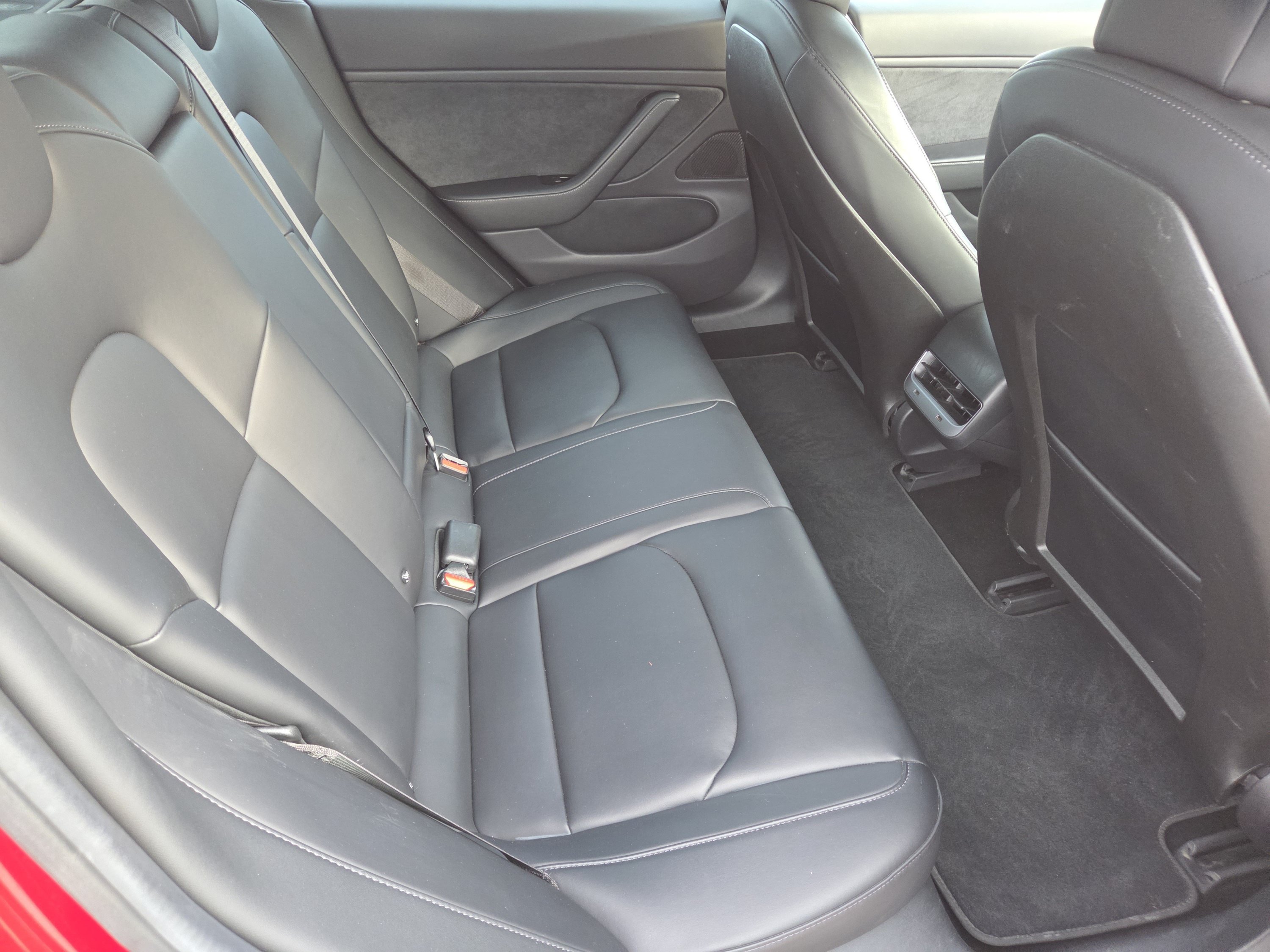Used 2018 Tesla Model 3 RWD image 25