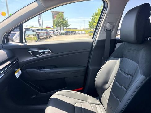 New 2026 Kia Sportage SX AWD/4WD image 16