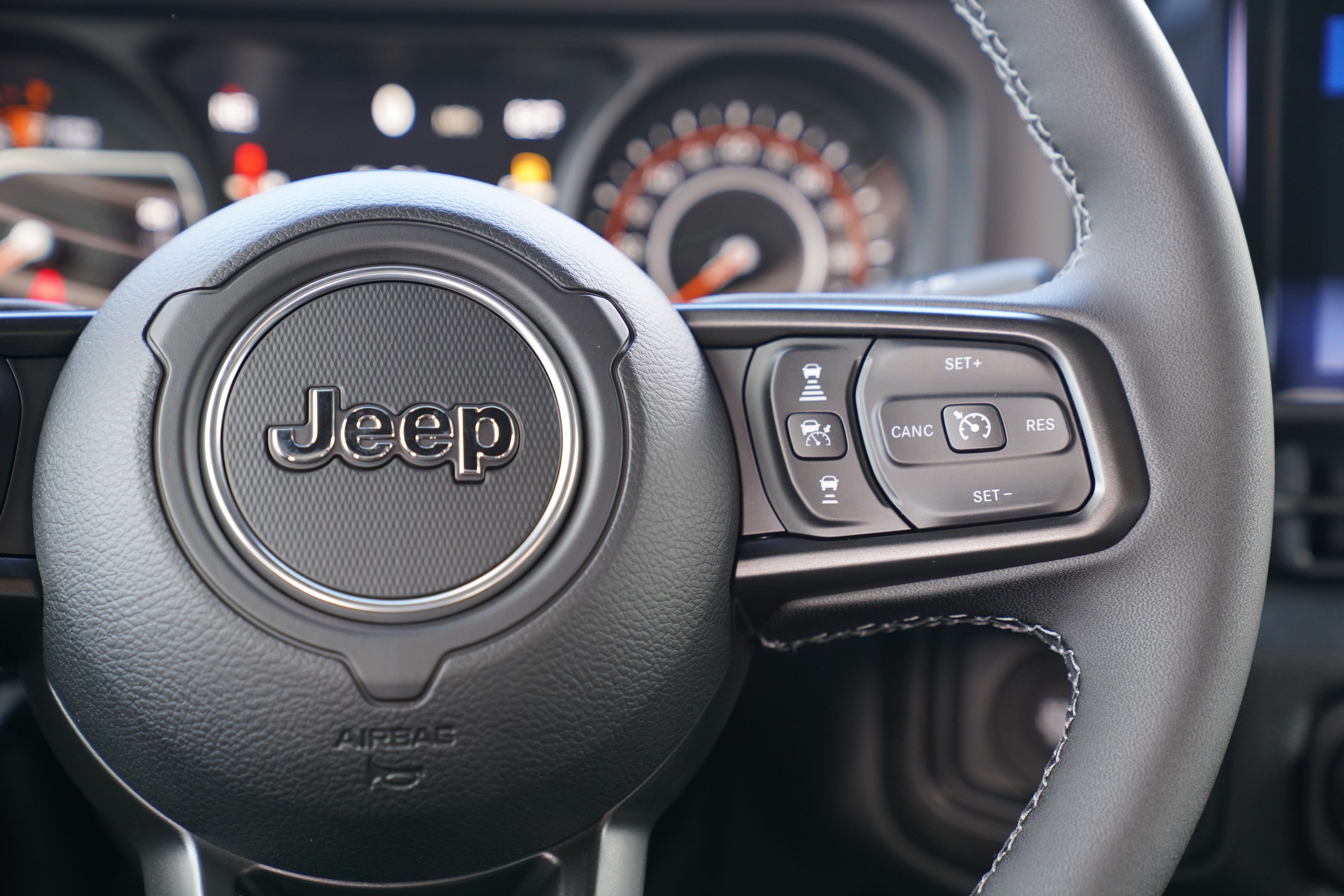 New 2026 Jeep Gladiator Sport AWD/4WD image 19