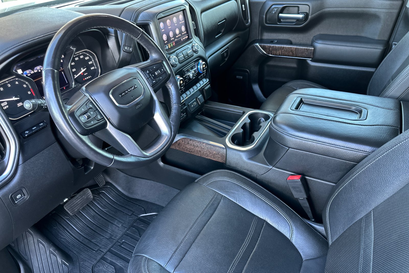 Used 2020 GMC Sierra 1500 Denali w/ Denali Ultimate Package AWD/4WD image 11