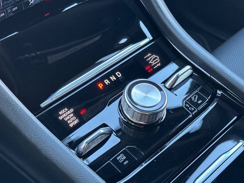 New 2025 Jeep Grand Cherokee Overland w/ Adv Protech Group III image 27