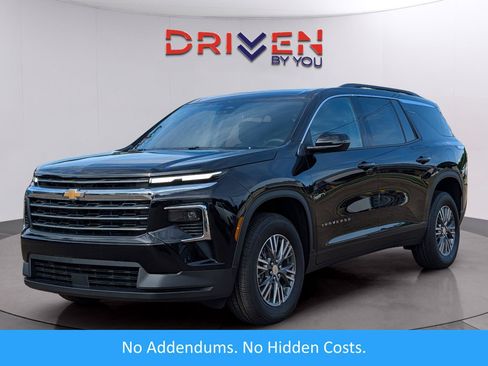 New 2026 Chevrolet Traverse LT w/ LPO, Floor Liner Package FWD image 1