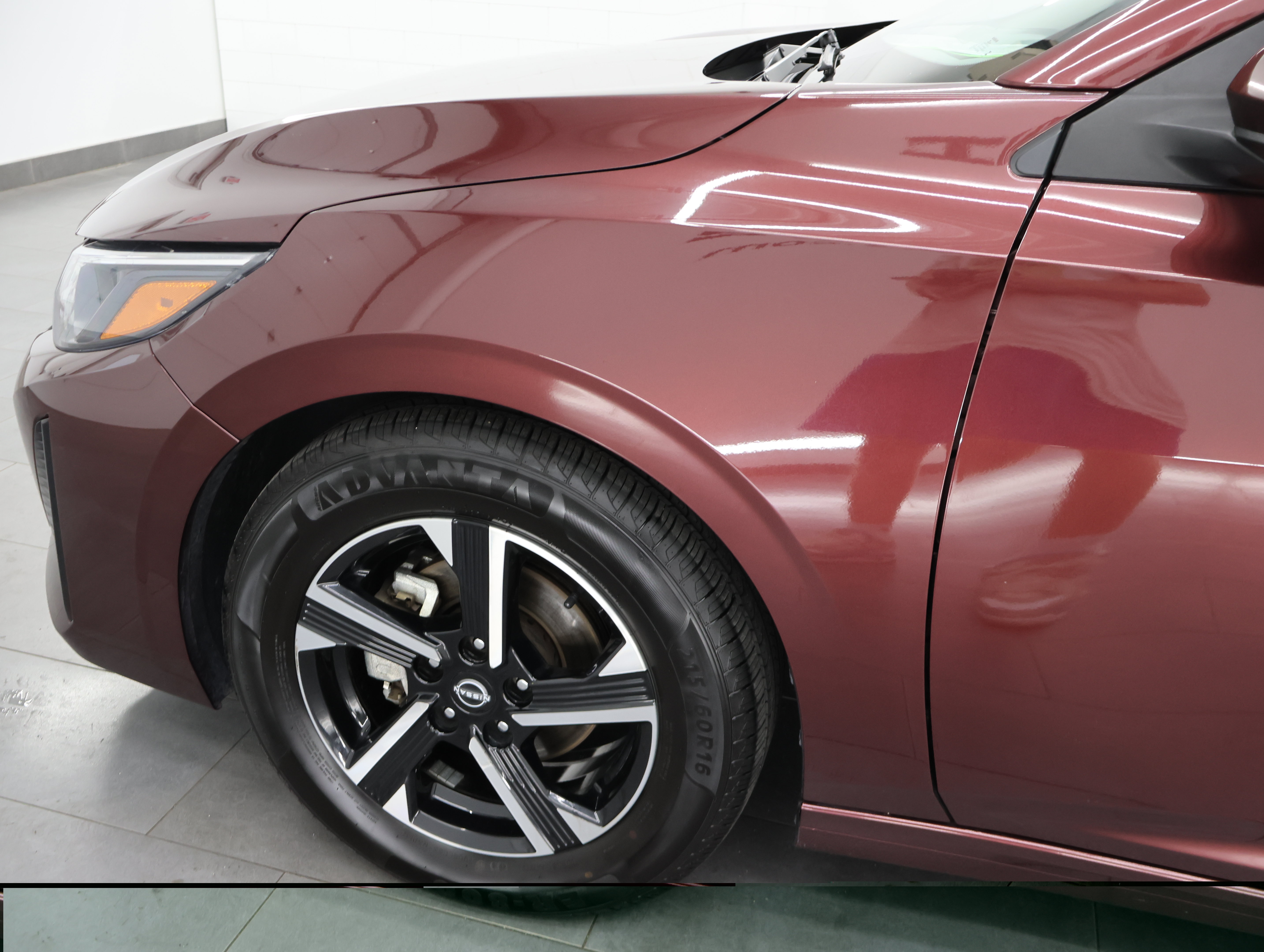 Used 2024 Nissan Sentra SV FWD image 31