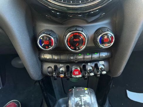 Used 2019 MINI Cooper S w/ Signature Upholstery Package FWD image 44