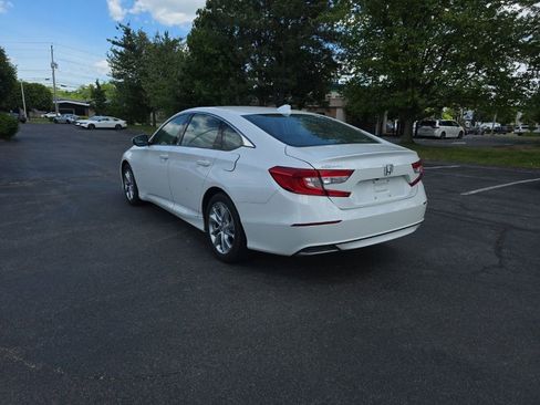 Used 2019 Honda Accord LX image 6