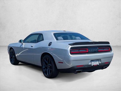 Used 2019 Dodge Challenger SXT w/ Blacktop Package RWD image 8