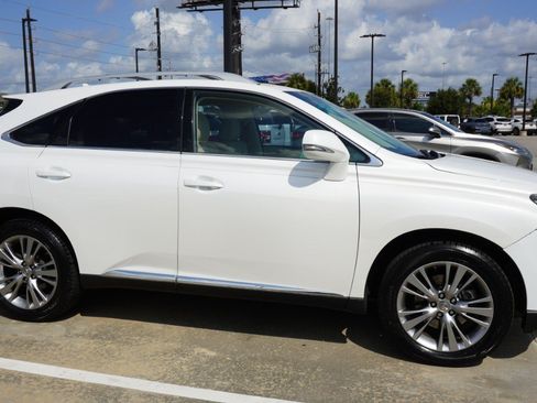 Used 2013 Lexus RX 350 FWD w/ Premium Pkg image 4