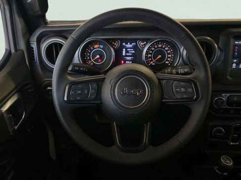 Used 2023 Jeep Wrangler Unlimited Sport AWD/4WD image 13