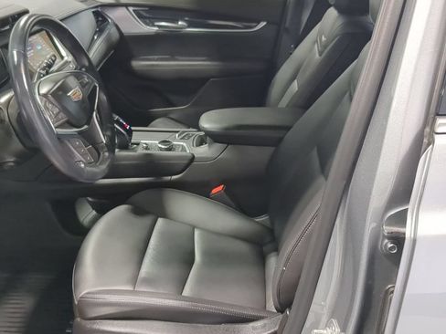 Used 2025 Cadillac XT5 Premium Luxury AWD/4WD image 16