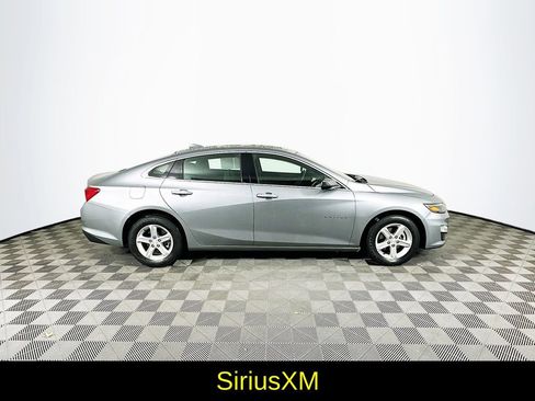 Used 2024 Chevrolet Malibu LT image 11