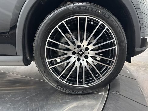 New 2026 Mercedes-Benz GLC 300 image 9