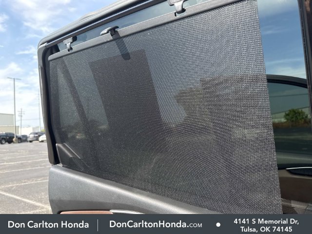 Used 2025 Honda Pilot Elite image 17