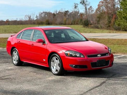Used 2009 Chevrolet Impala SS w/ Convenience Package image 1