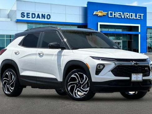 New 2026 Chevrolet TrailBlazer RS FWD image 2