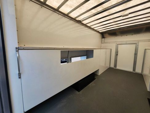 Used 2022 Chevrolet Express 3500 w/ Power Convenience Package RWD image 24
