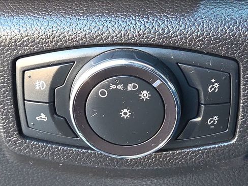 Used 2017 Ford F350 Platinum w/ FX4 Off-Road Package image 25