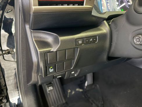 Used 2015 Lexus IS 250 AWD image 35