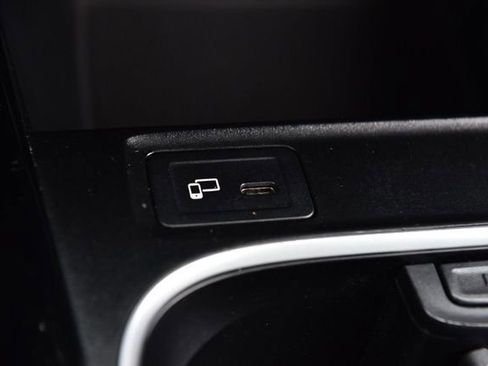 Used 2023 Mercedes-Benz CLA 250 4MATIC w/ Premium Package image 18