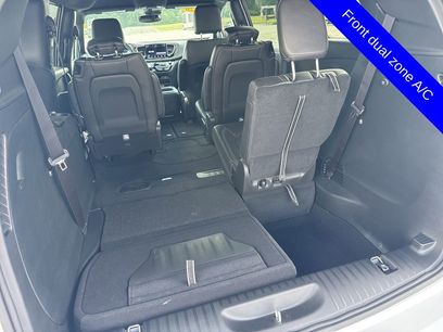New 2026 Chrysler Pacifica Select