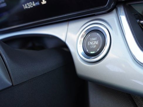 Certified 2024 Chevrolet Trax LT w/ Driver Confidence Package image 25